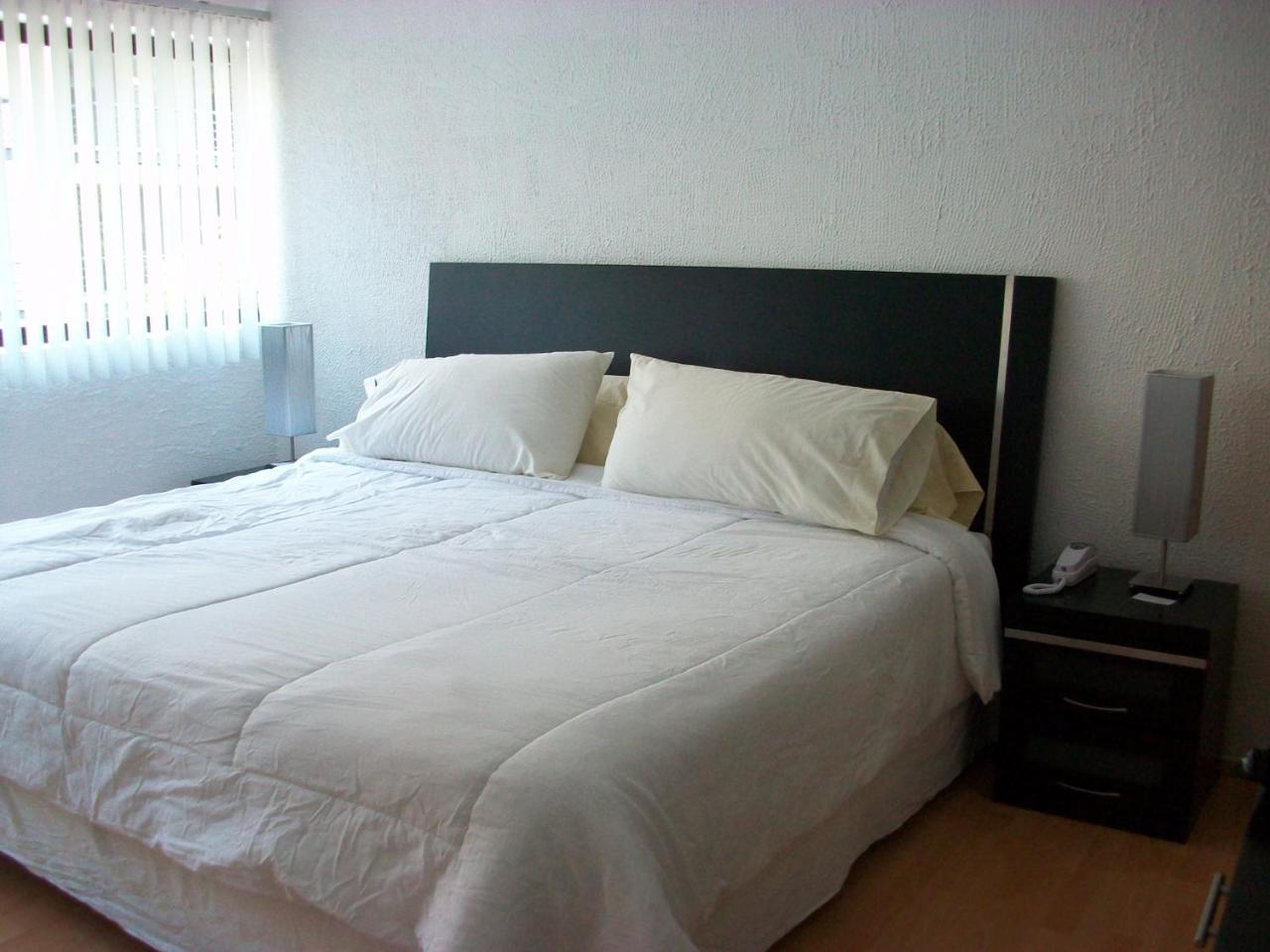 Steinhaus Suites Hamburgo Città del Messico Esterno foto